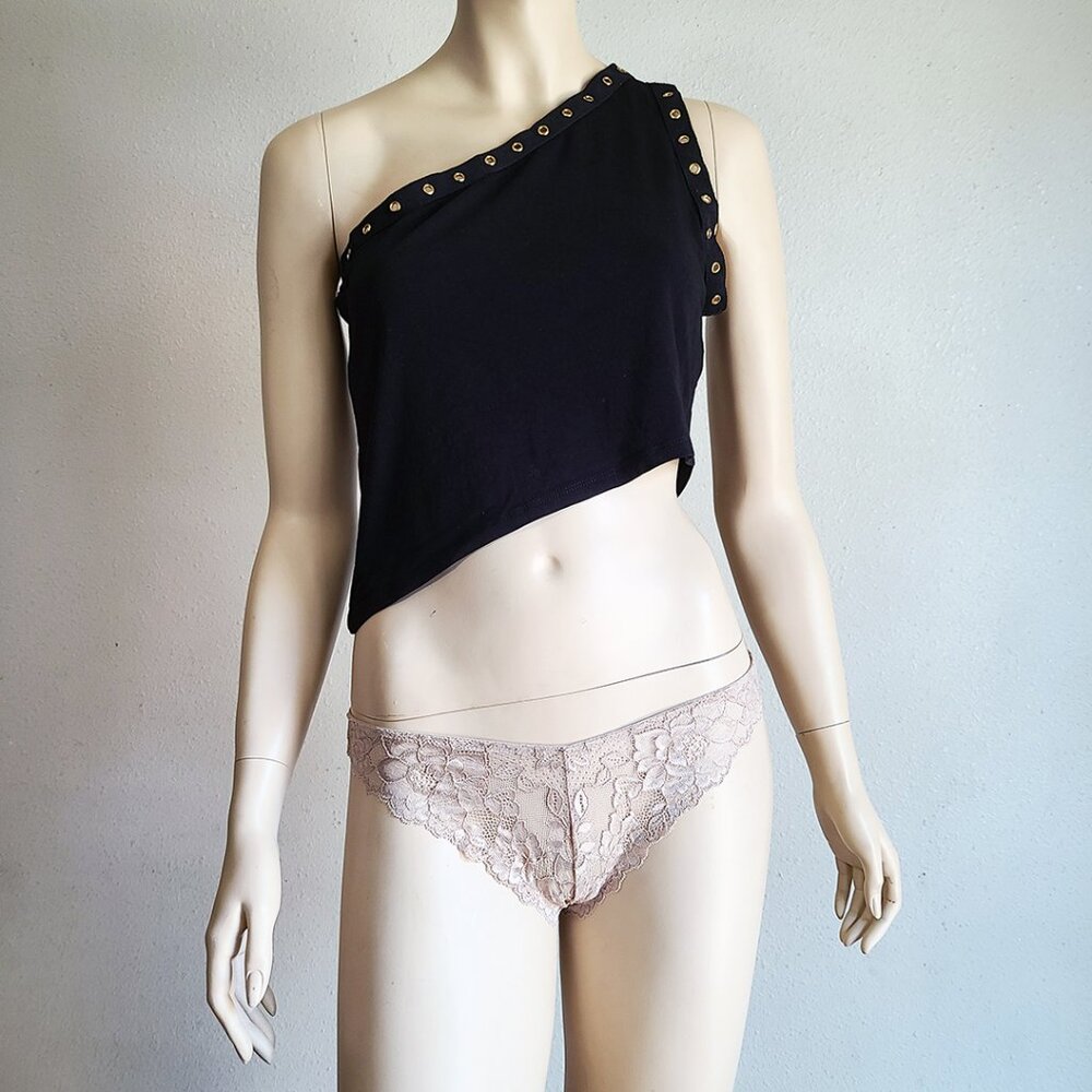 grommet tank